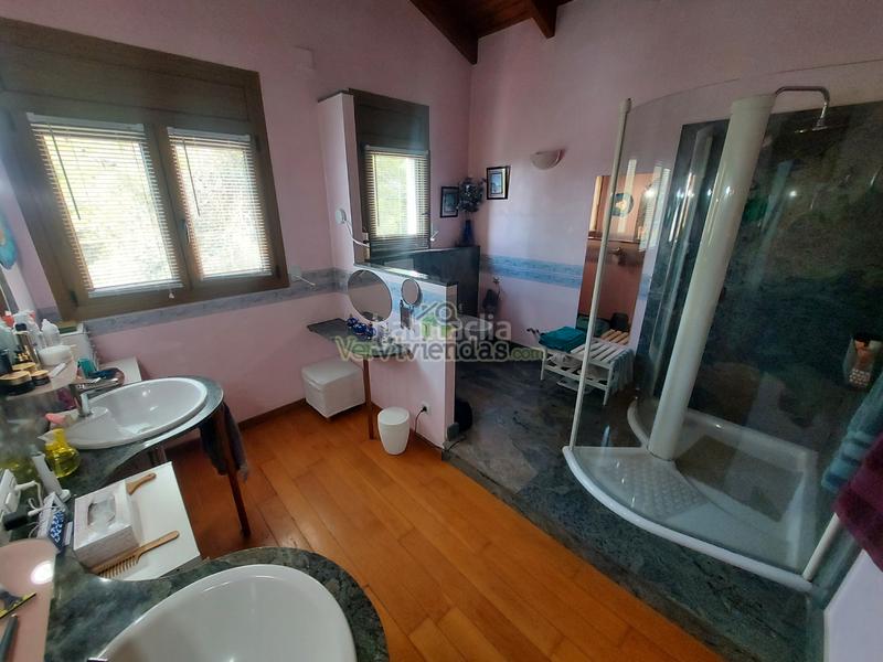 Foto 87b0cb9b-8a61-4b08-8ef7-ede51850836a. Haus in carrer major 600 in Vallirana