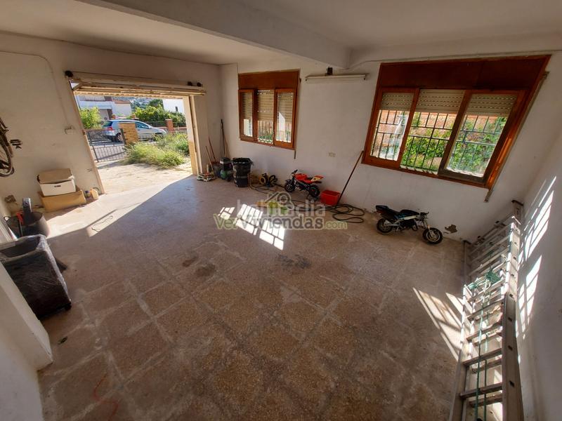 Foto 0a0e1583-7a48-4574-b15f-3ad5e99591ba. Casa a carrer avet 28 a Castellbisbal