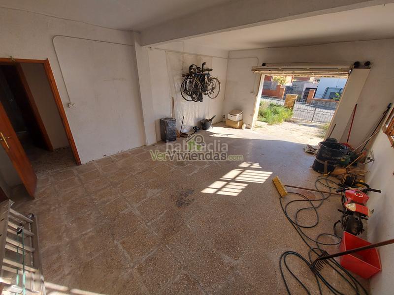 Foto c208dba3-1c0e-4687-8a49-15d391cc9cbc. Casa a carrer avet 28 a Castellbisbal