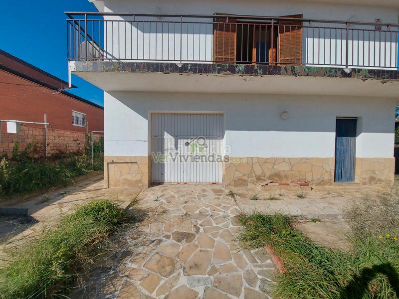 Foto c747e449-3907-418f-940c-6a2bf9f16920. Casa a carrer avet 28 a Castellbisbal