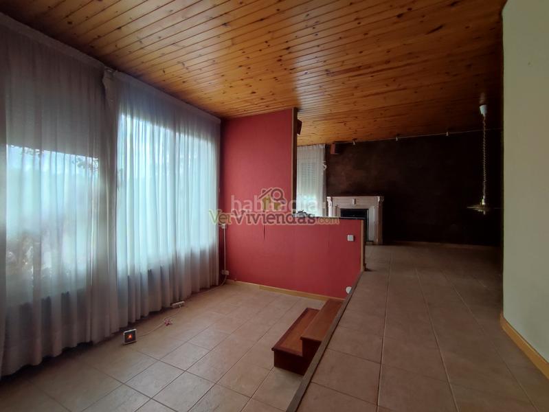 Foto 1e6dbebc-75e5-4c4c-9ffb-40503f6d13e3. Haus in carrer major 611 in Vallirana