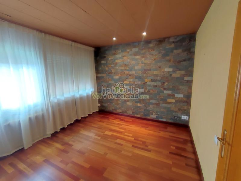 Foto 52cae60e-4a90-454d-83f2-5b947bedfda2. Haus in carrer major 611 in Vallirana