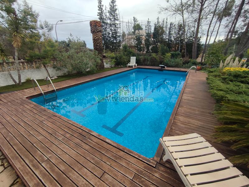 Foto 8d0e5b85-6cee-40fc-8fe8-81be60bbb5e7. Haus in carrer major 611 in Vallirana