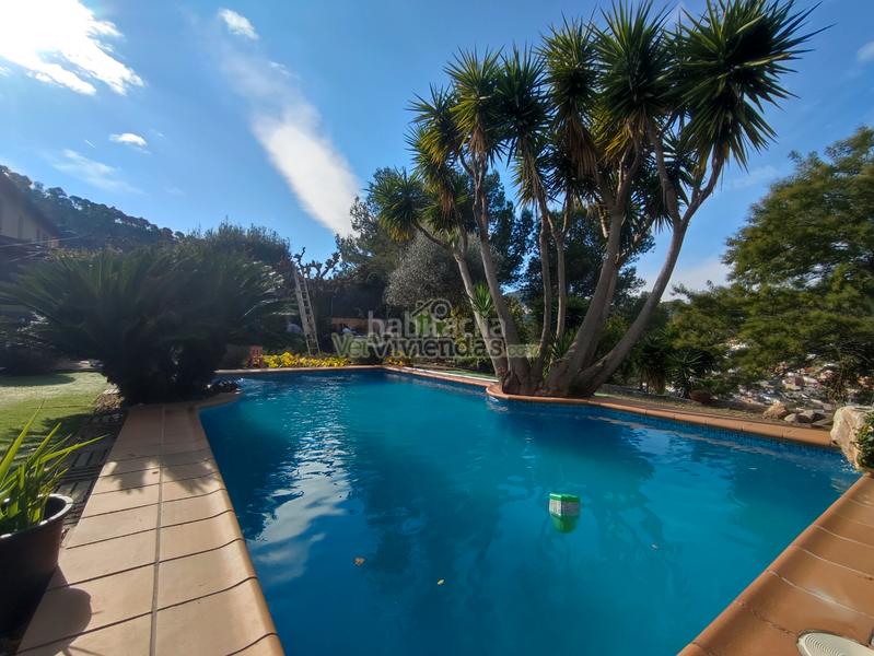 Foto 390473b8-7dcf-48b8-b95e-c492d28b4993. Maison dans carrer major 560 dans Vallirana