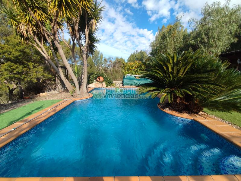 Foto 572f8c2b-952d-45dc-addd-abd3ee49013b. Maison dans carrer major 560 dans Vallirana