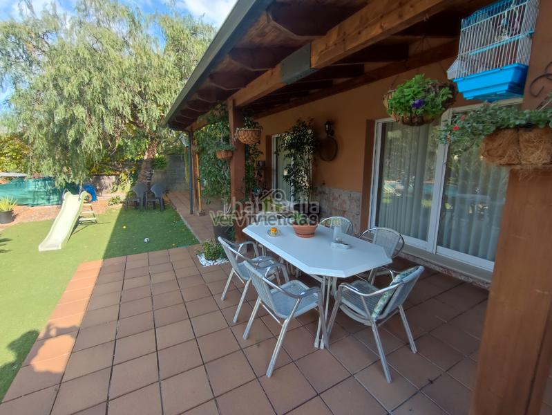 Foto 761f59f6-7bac-418f-b755-7a3c783bc5f5. Maison dans carrer major 560 dans Vallirana