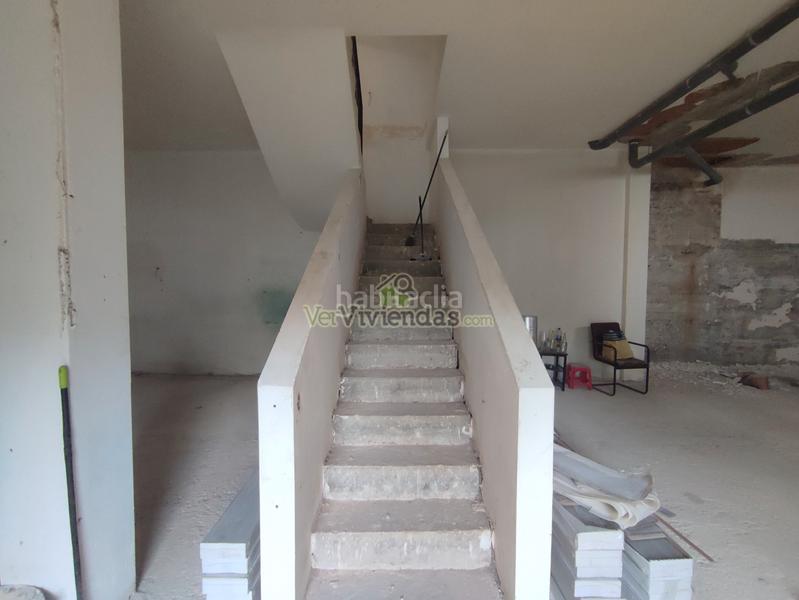 Foto c9969c08-2e03-45c9-ba54-e10f93564225. Casa a carrer amadeu vives 17 a Torrelles de Llobregat