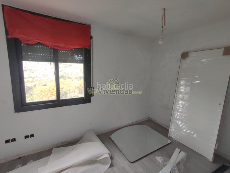 Foto f17b6bb4-b108-4a39-ade6-0d96231dca90. Casa a carrer amadeu vives 17 a Torrelles de Llobregat