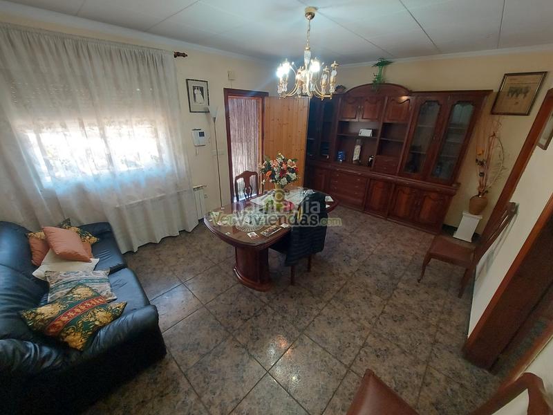 Foto 23b37fc1-aa06-45d6-aeb8-e2bc9ee9205e. Casa a calle dels vinyals 12 a Martorell