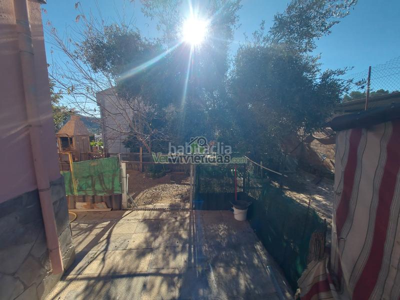 Foto 24ff1a8a-9dcf-405a-b191-5b6bc078af49. Casa a calle dels vinyals 12 a Martorell