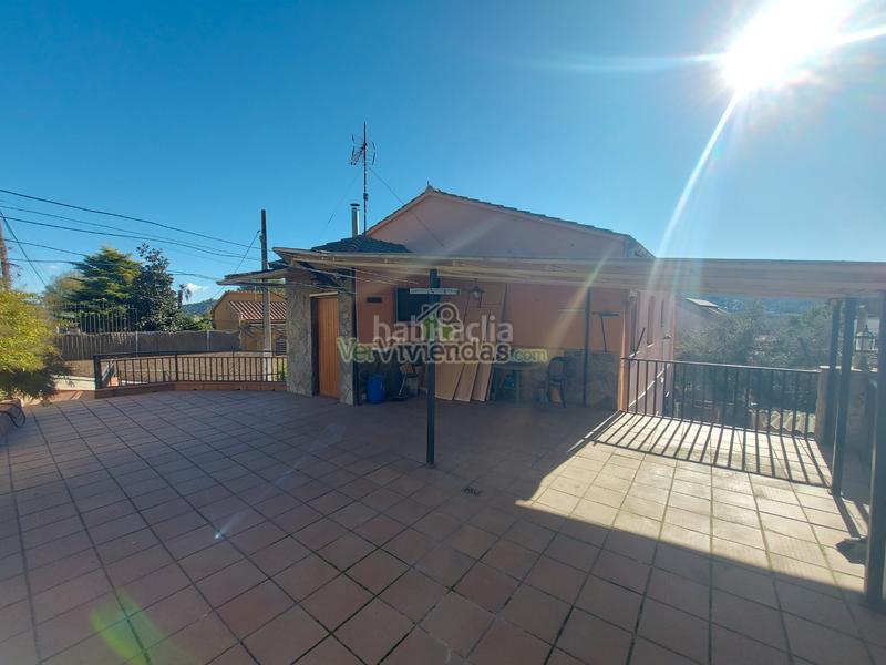 Foto bc8ebf66-d560-4e64-ac2e-a42847c68147. Casa a calle dels vinyals 12 a Martorell