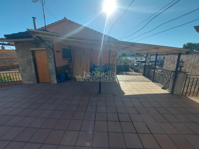 Foto c8024af1-6f4b-4d42-a29f-a5b307708ba6. Casa a calle dels vinyals 12 a Martorell