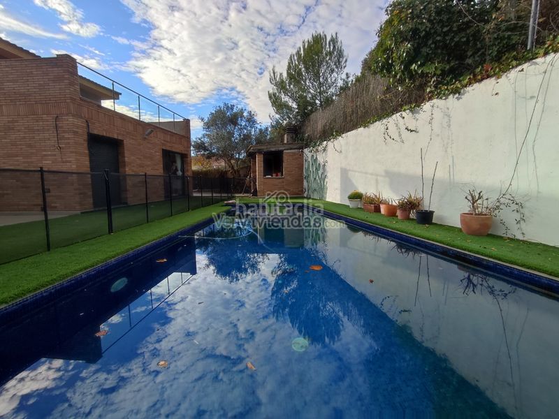 Foto 86193122-f975-45fb-9a0a-7977a8364835. Casa a calle mayor 70 a Cervelló
