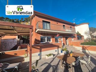 Maison  Carrer major 603. Preciosa casa con piscina