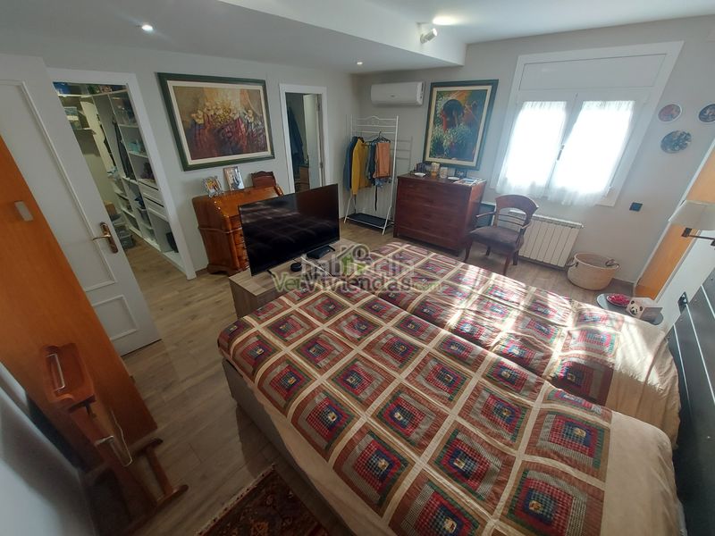 Foto 12bb15b4-1aee-4fe1-a9d8-9fcef9984738. Haus in carrer baronia de l'aramprunya 14 in Begues