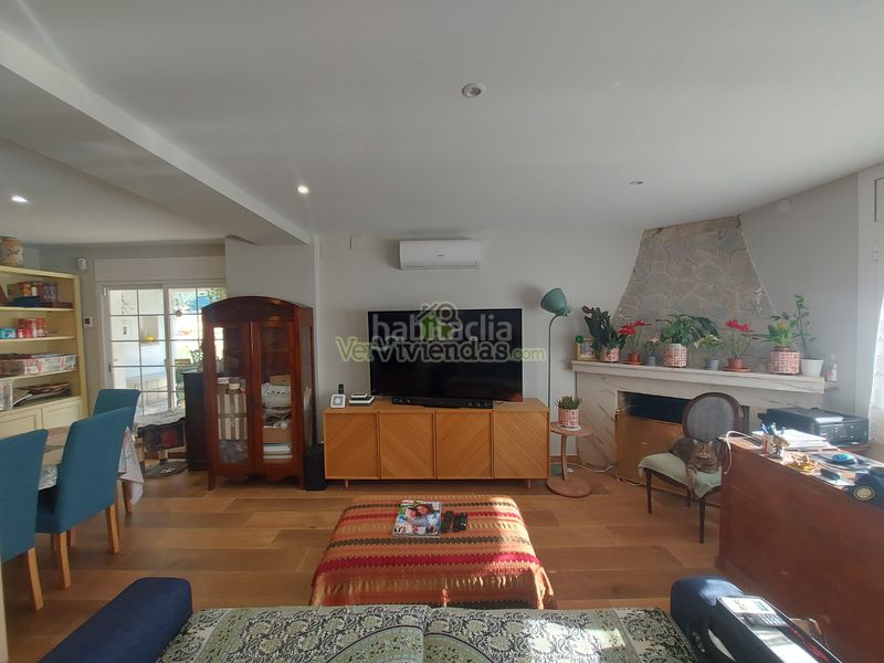 Foto 71609c15-4a9e-46ed-9c52-52923261762d. Haus in carrer baronia de l'aramprunya 14 in Begues
