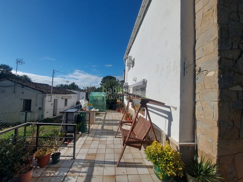 Foto 71ae1352-d9e1-4451-8b08-ead8e0718c81. Haus in carrer baronia de l'aramprunya 14 in Begues