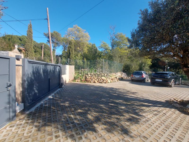 Foto 81692bb0-27b8-4ac2-adae-9a293dcff3e2. Haus in carrer baronia de l'aramprunya 14 in Begues