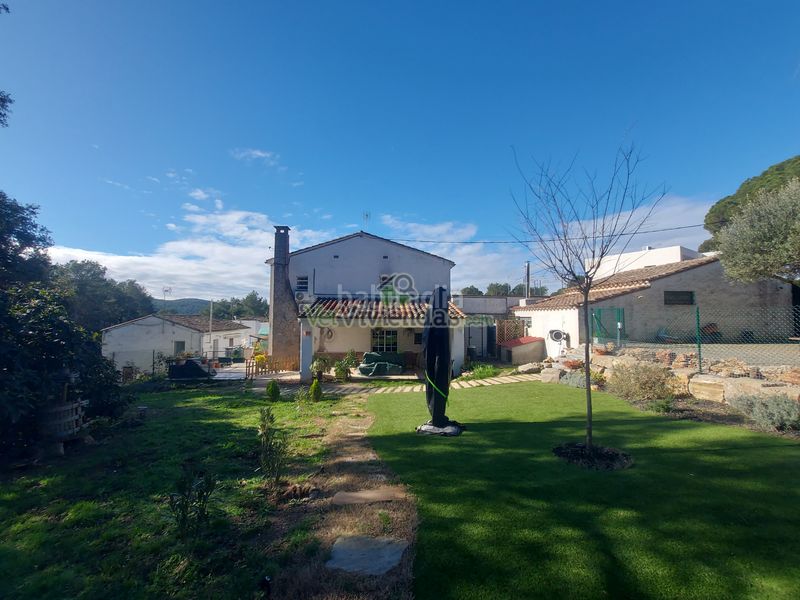Foto 965efea2-4e7a-4511-8573-553064c934fb. Haus in carrer baronia de l'aramprunya 14 in Begues