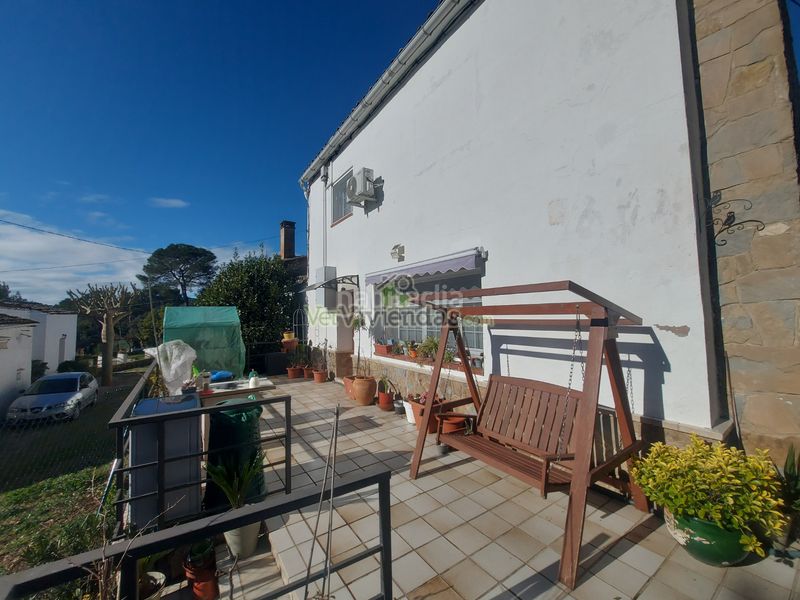 Foto a1343c04-5671-49d3-8b63-8eb996a449e6. Haus in carrer baronia de l'aramprunya 14 in Begues