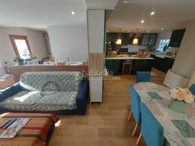 Foto d251e034-295b-425f-8e23-c4166b821999. Haus in carrer baronia de l'aramprunya 14 in Begues
