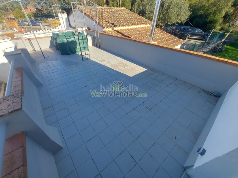 Foto e09f3756-6234-48a9-ae50-c3eb8807f05c. Haus in carrer baronia de l'aramprunya 14 in Begues