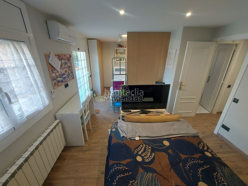 Foto e5b8f26a-a7bb-4197-810b-5206b81cec26. Haus in carrer baronia de l'aramprunya 14 in Begues