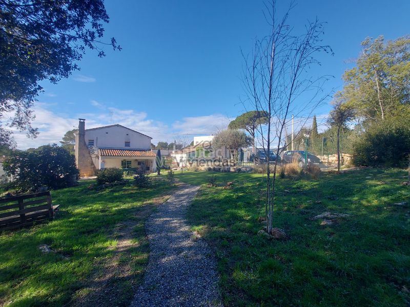 Foto e6153616-b1e0-4662-9f25-7c2905d9f4b0. Haus in carrer baronia de l'aramprunya 14 in Begues