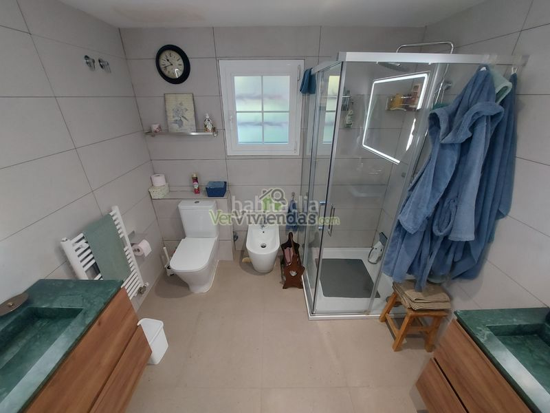 Foto fd2702b6-9a84-4969-8a95-fa4f653d5185. Haus in carrer baronia de l'aramprunya 14 in Begues