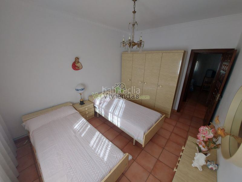 Foto c048cbd6-97e7-4639-90e7-d53792b628f8. Haus in carrer solsones cp 2f 37 in Cervelló