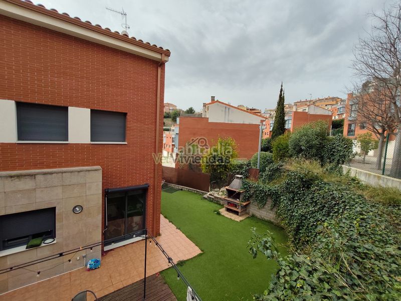 Foto 3bd7f359-82b5-423c-bdb8-725492155ff6. House with heating parking pool in Sant Esteve Sesrovires