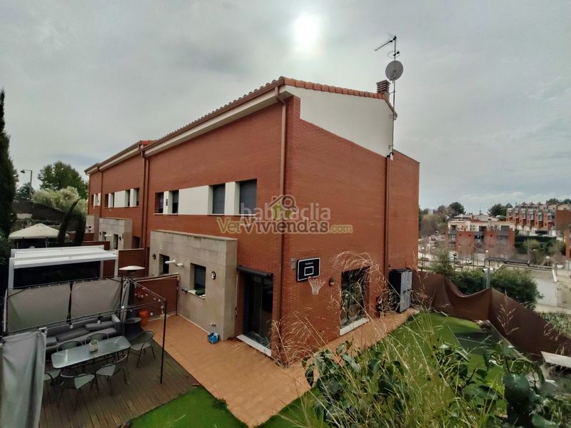 Foto 423ea78d-df91-4b61-9602-d97a7b0a369a. House with heating parking pool in Sant Esteve Sesrovires