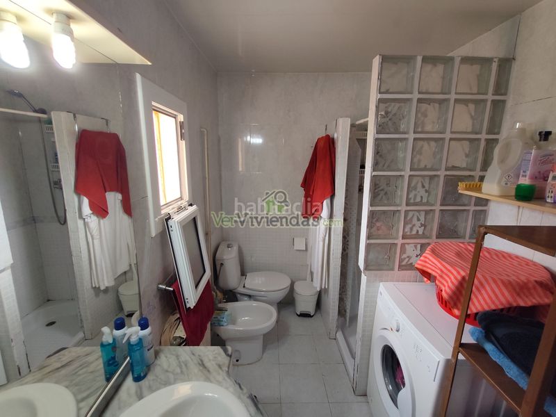 Foto d6051c2c-6166-4b9a-beff-da13ab127b5f. Casa amb calefacció a Vallirana
