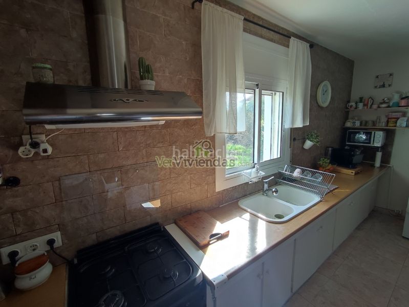 Foto 3361d992-8e11-49e9-a1e7-cf65064e63aa. Casa amb xemeneia calefacció piscina a Vacarisses