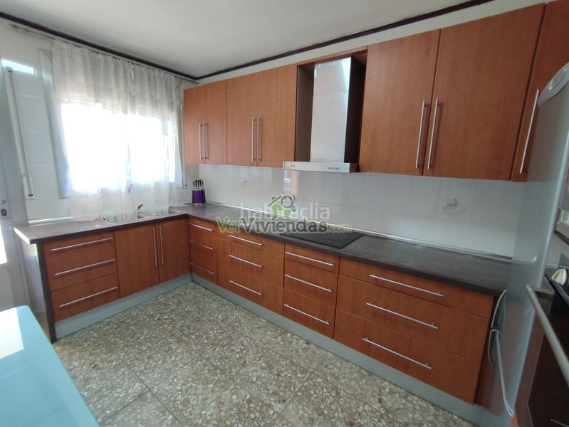 Foto 4c1aeab9-7af3-458a-96f5-60634a3261ca. Casa amb calefacció aparcament piscina a Masquefa