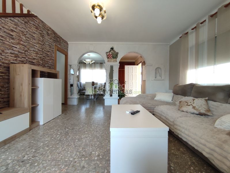 Foto 7e709083-8e19-48cb-9bb8-68991d370edc. Casa amb calefacció aparcament piscina a Masquefa