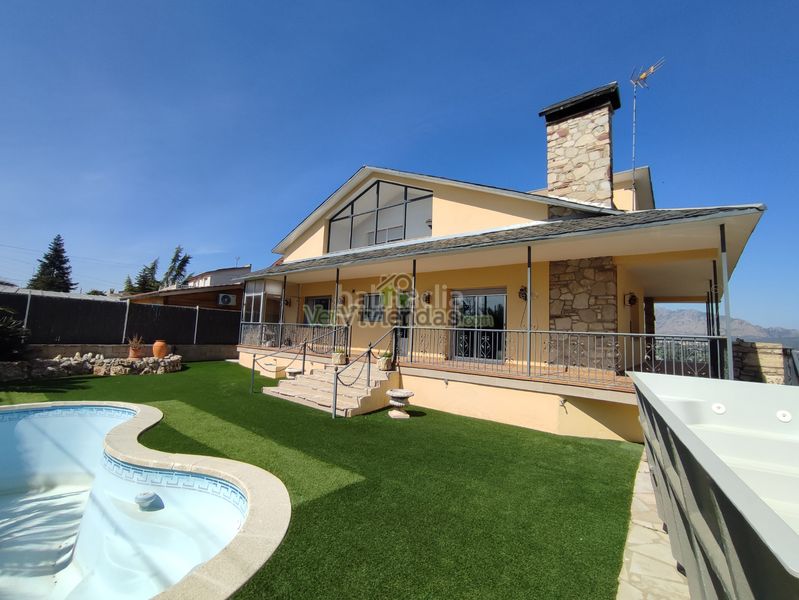 Foto d74f9f14-c5dc-4510-9494-b8ab4126a9c2. Casa amb calefacció aparcament piscina a Masquefa