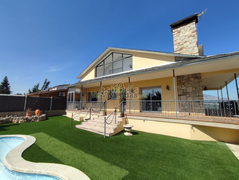 Foto daf0faa9-ab77-462d-bc91-9d2bde4987c4. Casa amb calefacció aparcament piscina a Masquefa