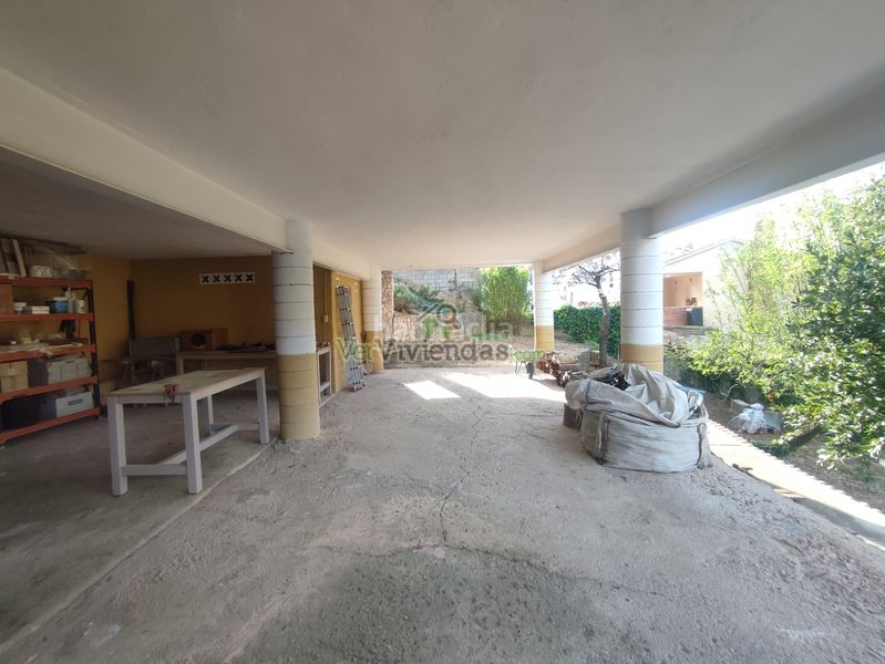 Foto 1c083c55-277a-4a5c-b5f3-f022028a7d50. Casa amb xemeneia calefacció a Vallirana