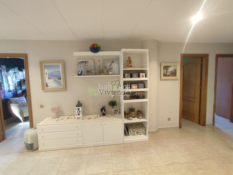 Foto 9c1ae285-d690-4d11-be2d-23fd903c9651. Casa amb xemeneia calefacció a Vallirana