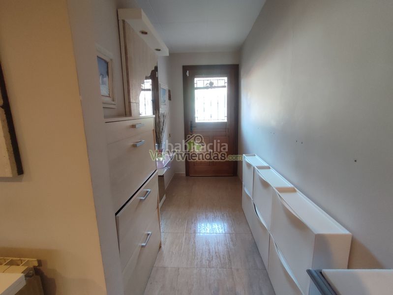 Foto d6a716c1-c5f8-46e4-b645-56be44f252db. Casa amb xemeneia calefacció a Vallirana