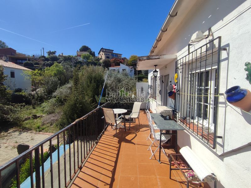 Foto 05a8e80d-b5b1-4b79-a0c6-65efaaa1899b. House with fireplace heating parking pool in Sant Esteve Sesrovires