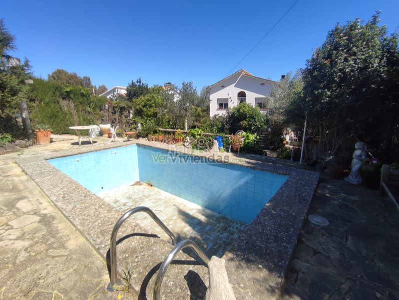 Foto 7c9abf76-3f1d-4add-8a12-66de3063e7e2. House with fireplace heating parking pool in Sant Esteve Sesrovires