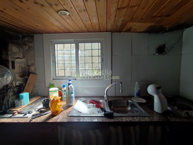Foto e4a646ce-b148-41a5-bb68-df92f4894ee0. House with fireplace heating parking pool in Sant Esteve Sesrovires