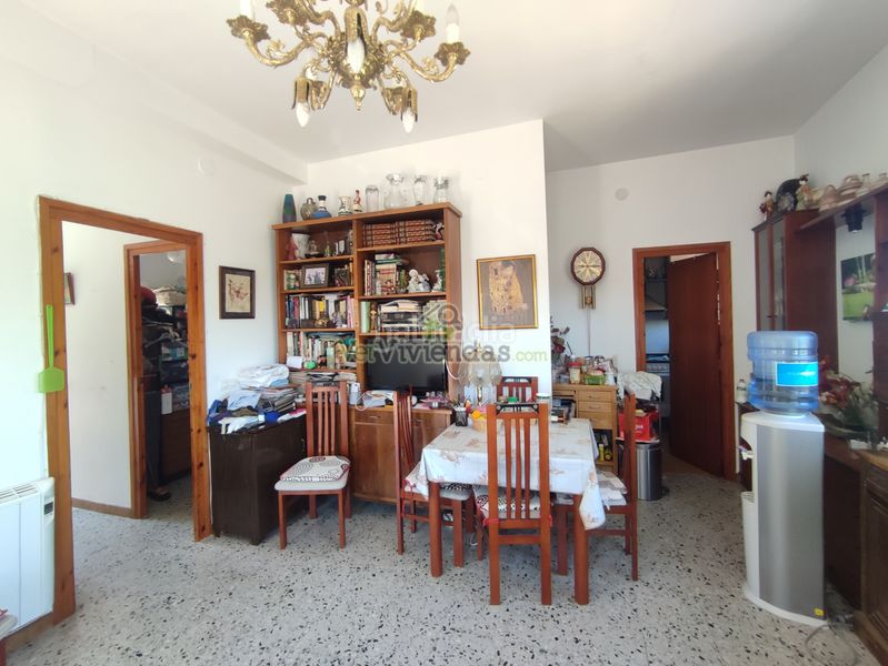 Foto f24ac36c-7c50-4c57-bd1a-35da4590a57b. House with fireplace heating parking pool in Sant Esteve Sesrovires