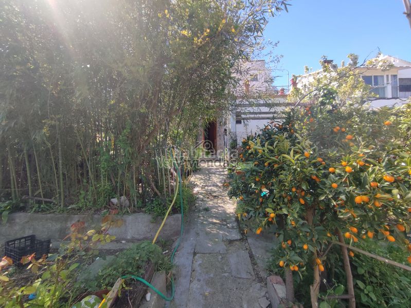 Foto f3dc76fc-d486-4d06-bb45-f297e3f33aa5. House with fireplace heating parking pool in Sant Esteve Sesrovires