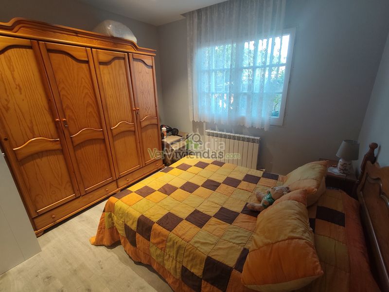 Foto 0b51341d-ad74-4189-8999-f032c831b137. Casa amb calefacció aparcament piscina a Corbera de Llobregat