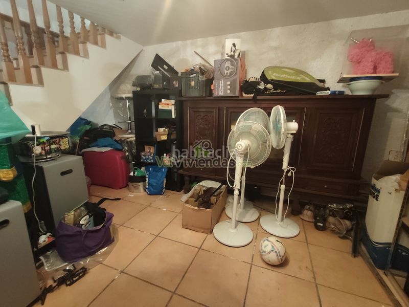 Foto 4fa8a956-40ed-4a2a-9585-b606e85289fb. Casa amb calefacció aparcament piscina a Corbera de Llobregat