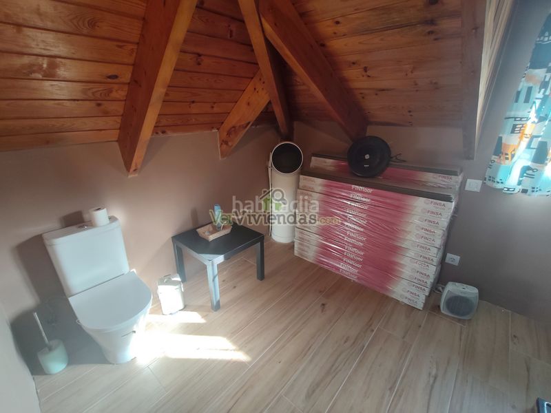 Foto 4fe28886-6cc6-4148-8302-989713ad9a0e. Casa amb calefacció aparcament piscina a Corbera de Llobregat