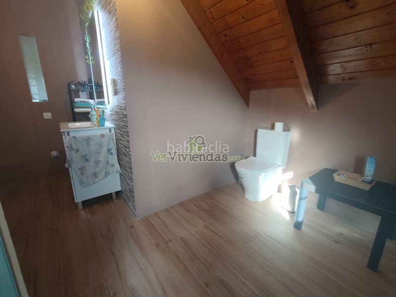 Foto 5a0de7b5-0da4-43c7-9905-af99ffabf991. Casa amb calefacció aparcament piscina a Corbera de Llobregat